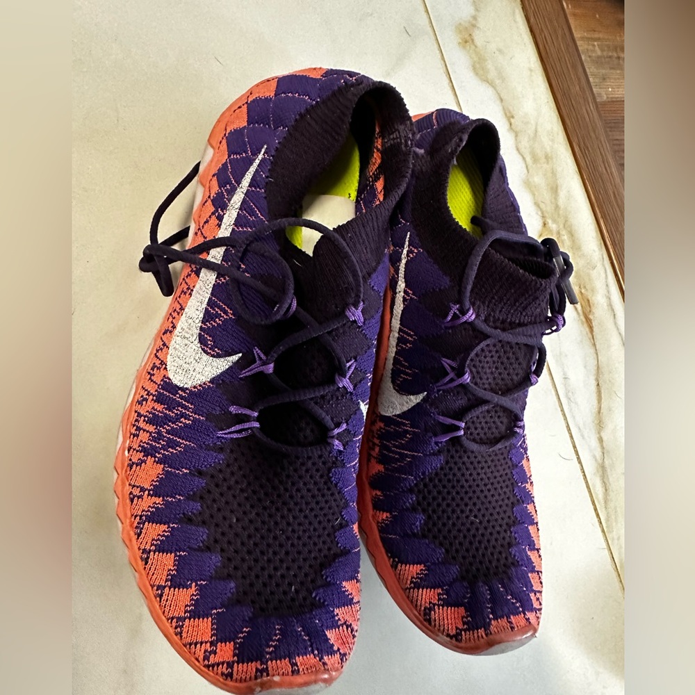 Nike shoes